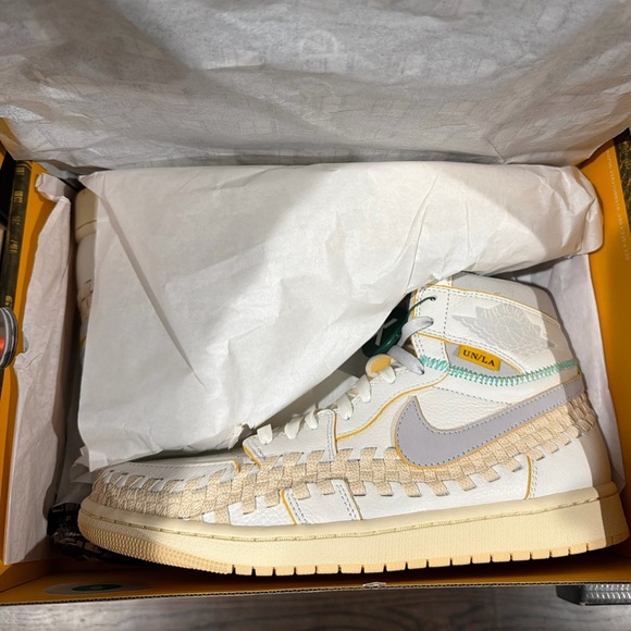 Nike Other - Nike Air Jordan Union X LA 1 OG Sneakers